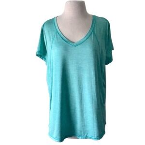 Women's Xersion Everair Aqua V-Neck Top